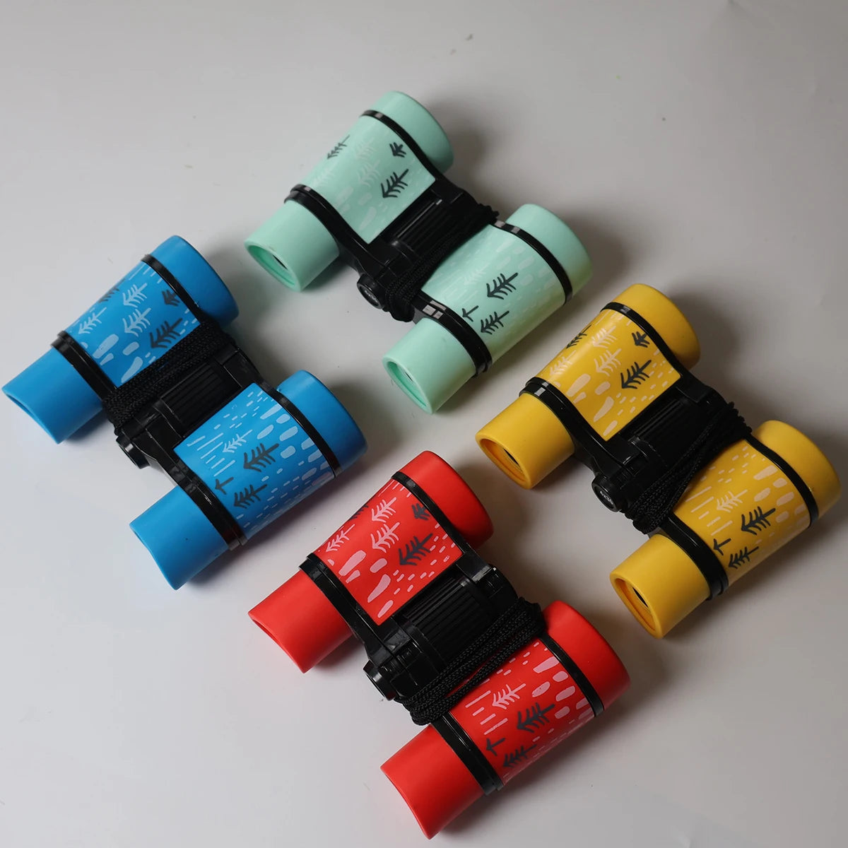 4x30 Binoculars Plastic Children Colorful Lightweight for Kids Contemporary Styling Compact Eyepiece Optical