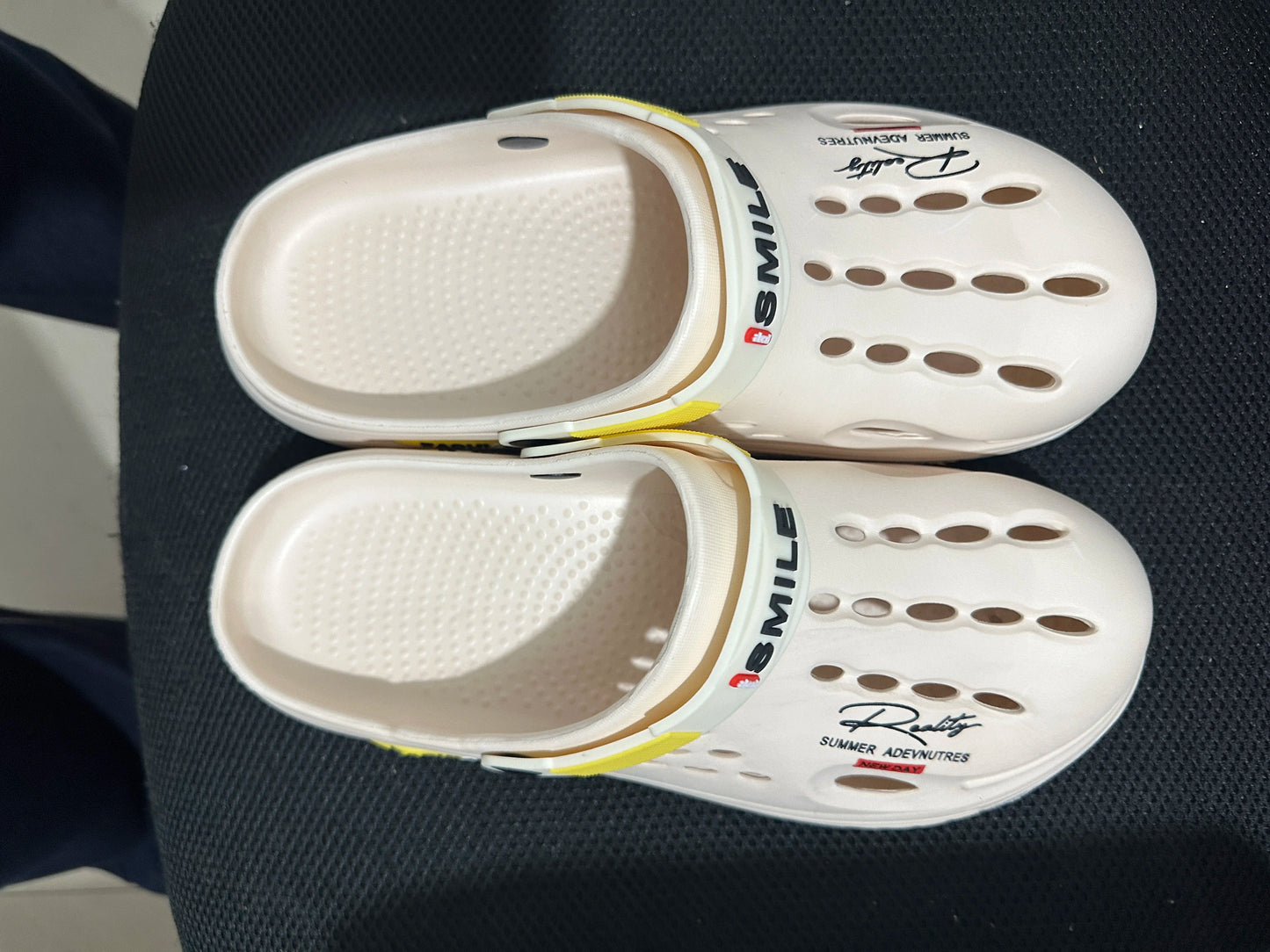 Men's Slippers EVA Hole Mens Mules Non-Slip Slippers thick Soft Platform Slide Fashion Comfortable Men's Sandals Summer Shoes