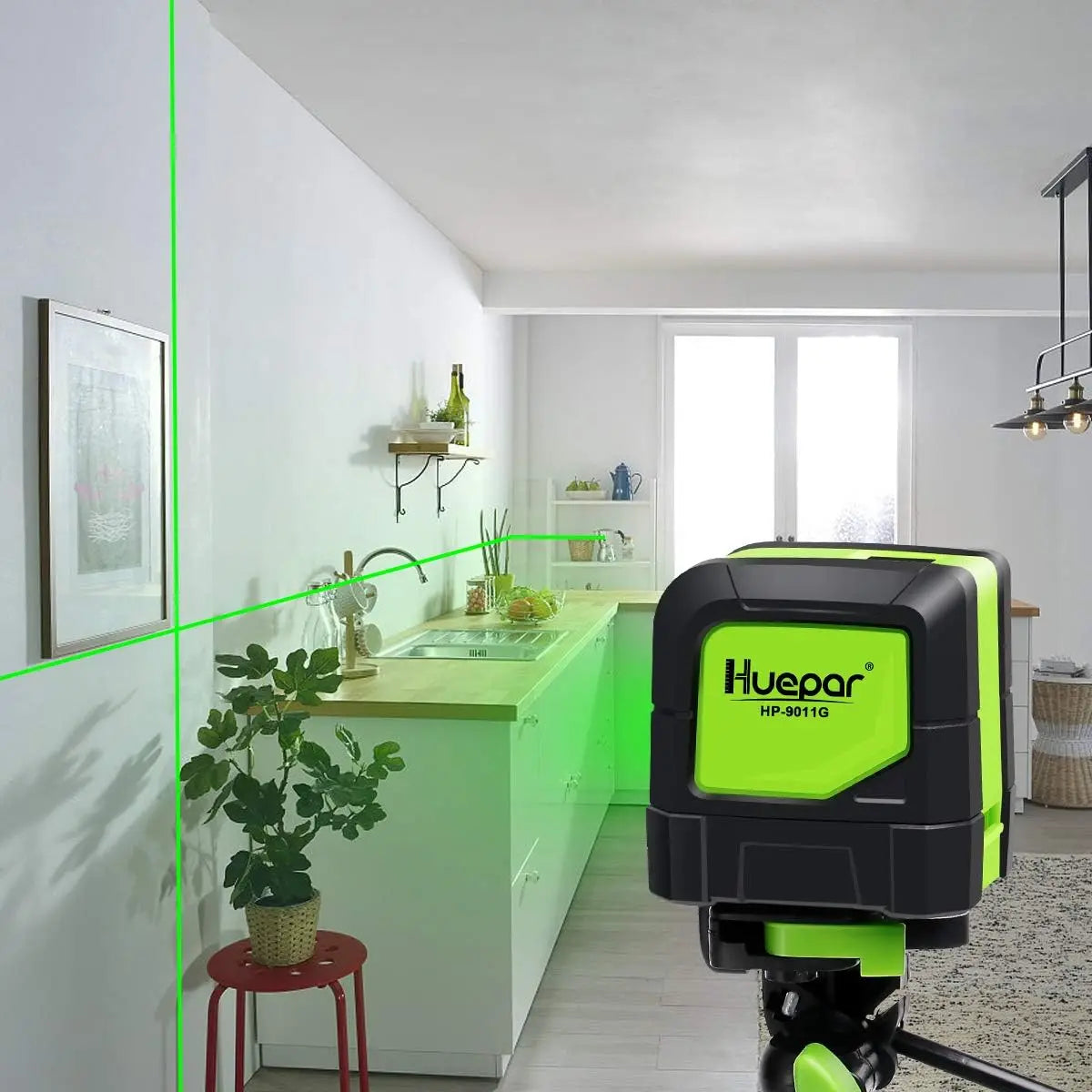 Huepar 2 Lines Laser Level Self Levelling ( 4 degrees) Green Red Beam Laser Horizontal & Vertical Cross-Line with Magnetic Base