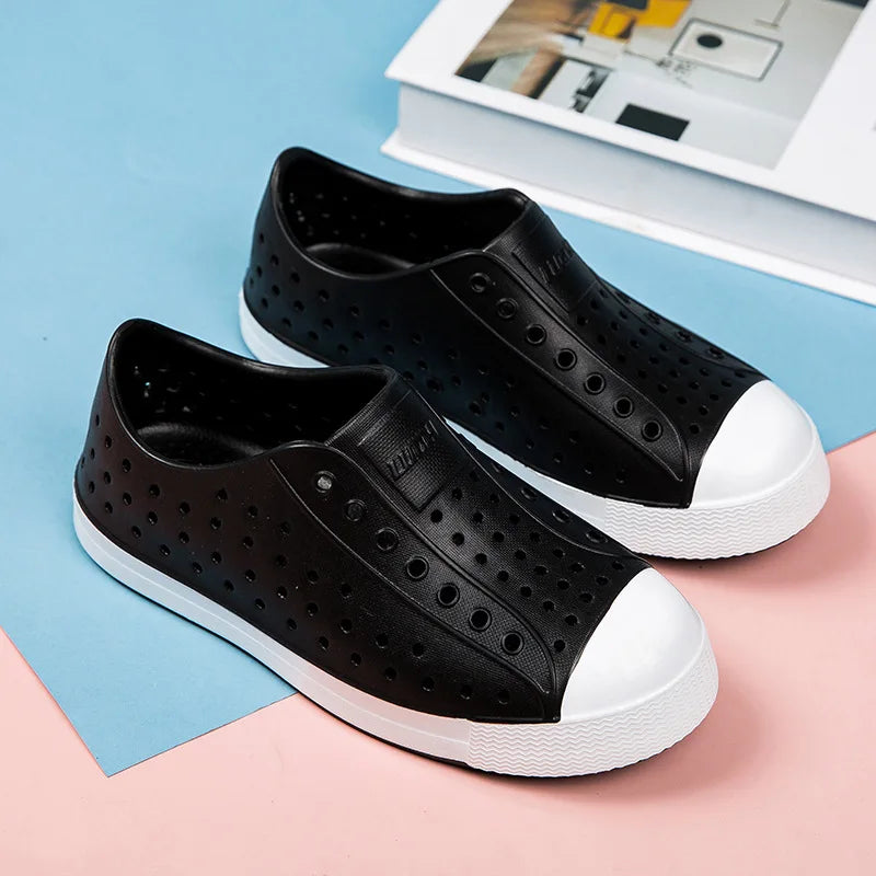 New Summer Kids Cave Shoes Boys Girls Slippers Sandals children Two Wear Antiskid Lightweight Beach Shoe Sneaker Water Shoe