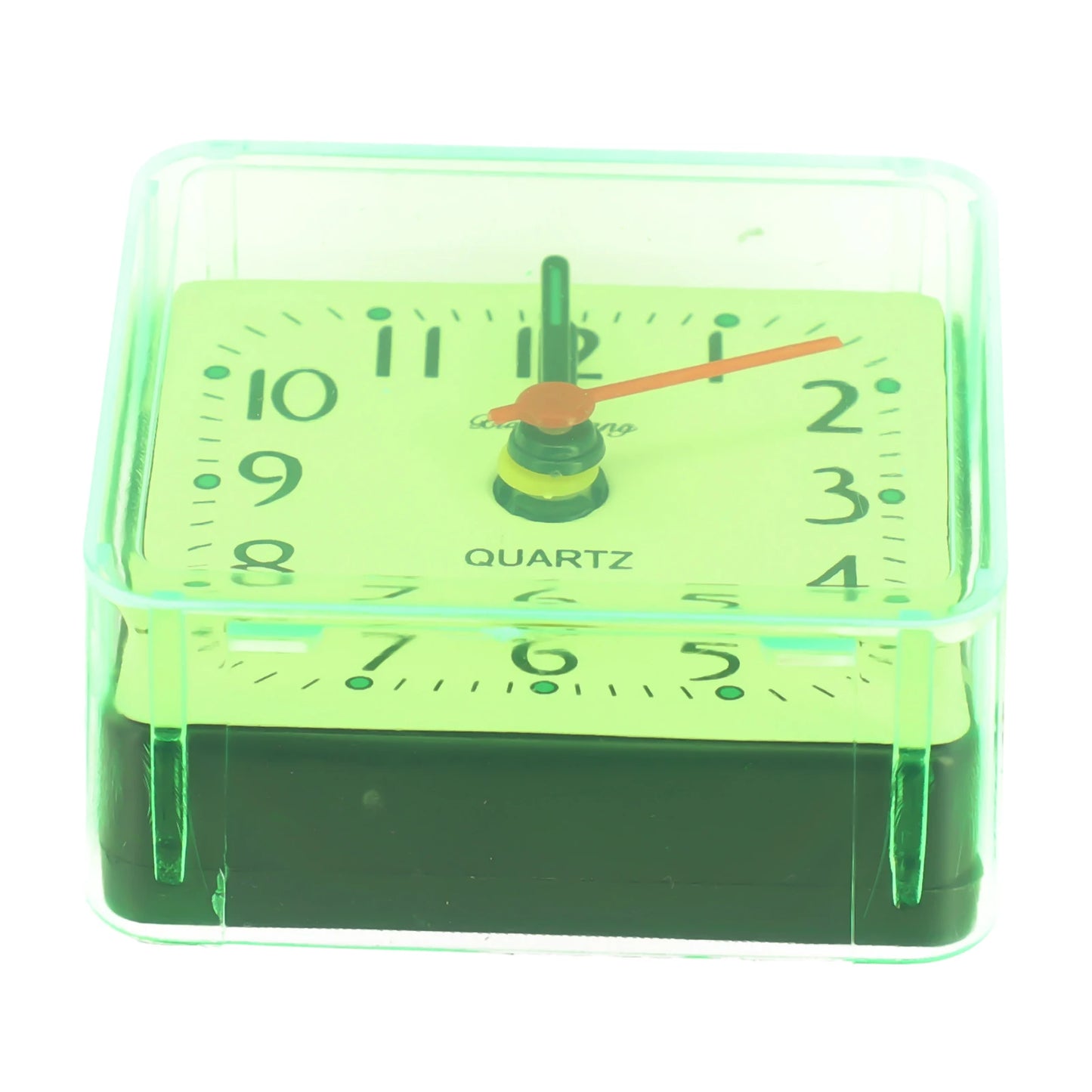 Small Battery Operated Quartz Alarm Clock with Beeping Sound for Bedside Use Featuring Clear Numbers and Reliable Performance