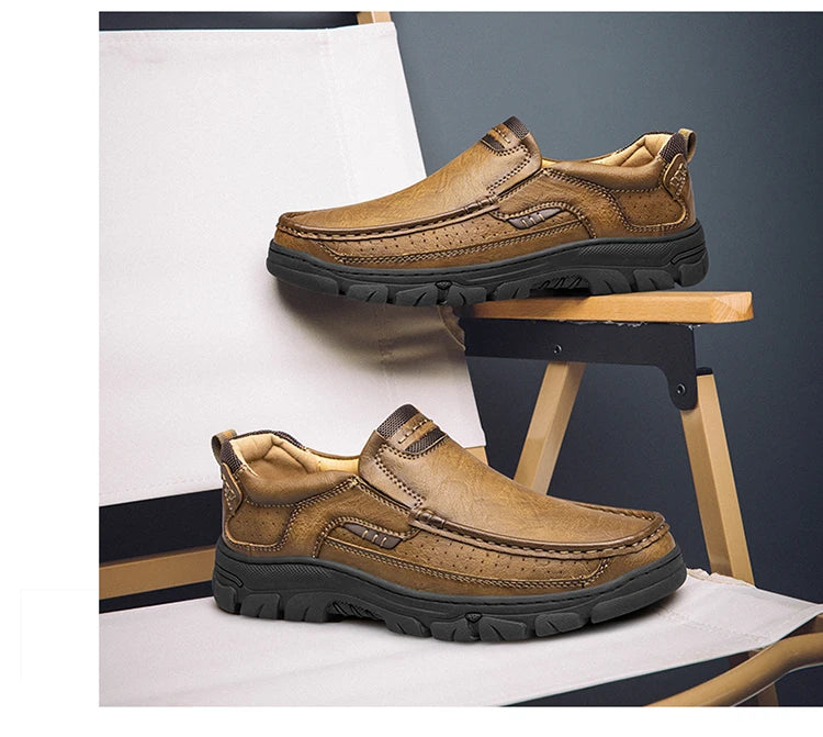 CLOHOOMen's Casual Loafers Handmade Breathable Leather Shoes with Thick Rubber Sole Comfortable Footwear Classic Hand Sewn Seams