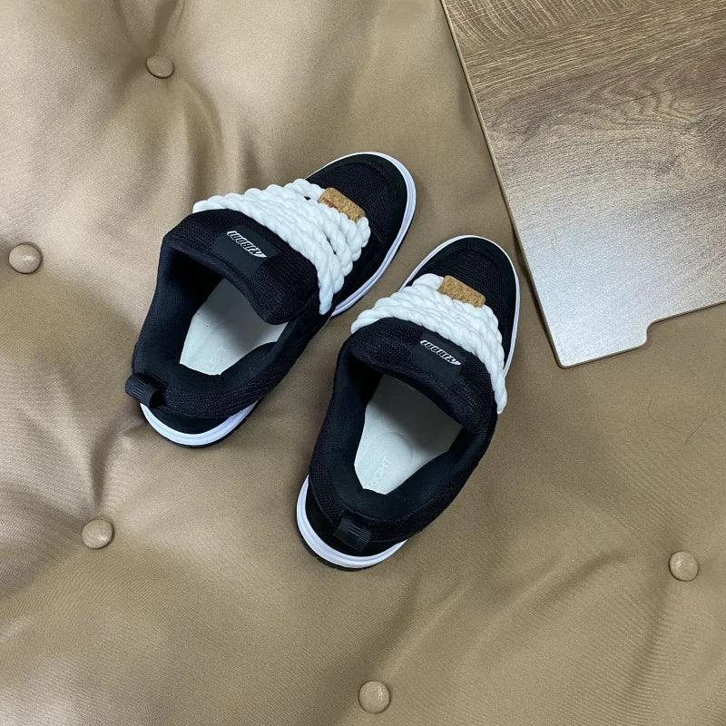 Winter Black Loafers, Thick-Soled Large Size Shoes for Men, Fashionable Casual Shoes, Breathable Trendy Shoes, Versatile Sneakers for Men