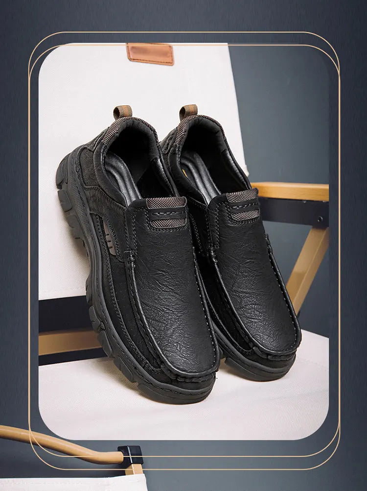 CLOHOOMen's Casual Loafers Handmade Breathable Leather Shoes with Thick Rubber Sole Comfortable Footwear Classic Hand Sewn Seams