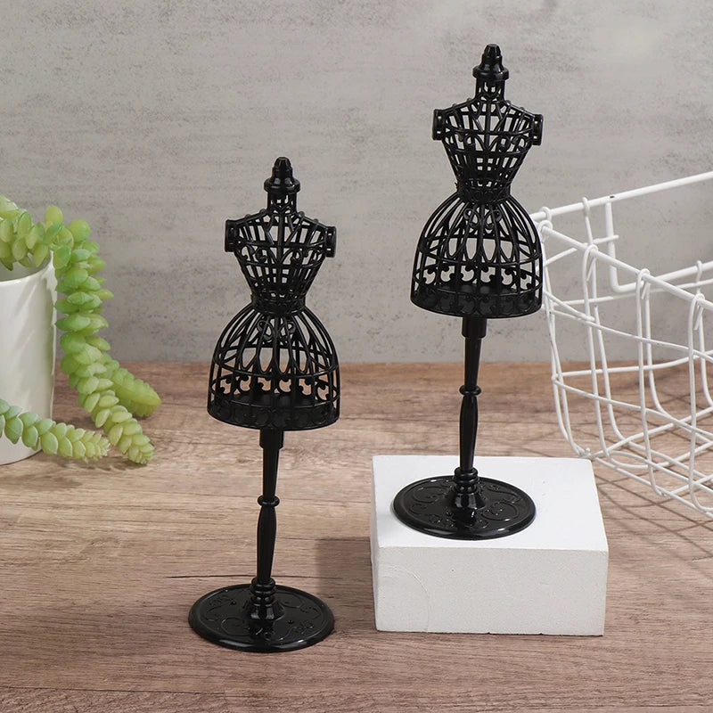 1/6 Doll Mannequin Coat Hanger Dollhouse Doll Skirt Support Wedding Mannequin Stand Humanoid Model Toy Doll Gown Display Form