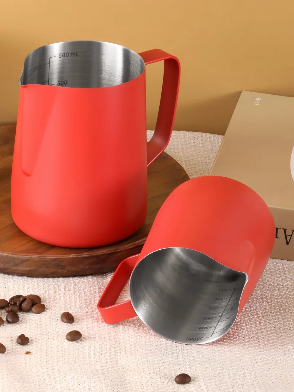 350/600ML Coffee Milk Frothing Pitcher Jug 304 Stainless Steel Precise Scale High Quality Latte Barista Professional CafeUtensil