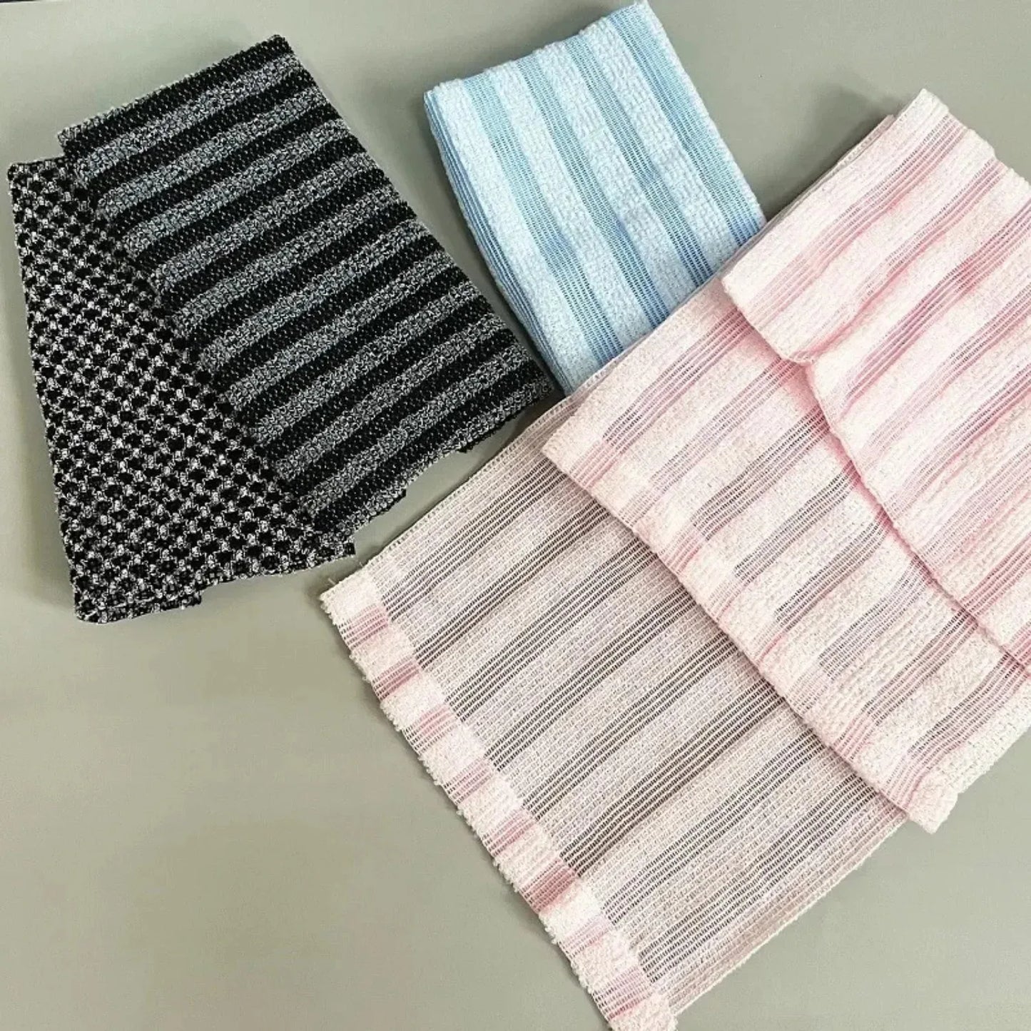 Japanese Exfoliating Bath Towel Ultra-Long Shower Scrubber for Back Antibacterial Foam Washcloth Multi-Use for Shower Skincare