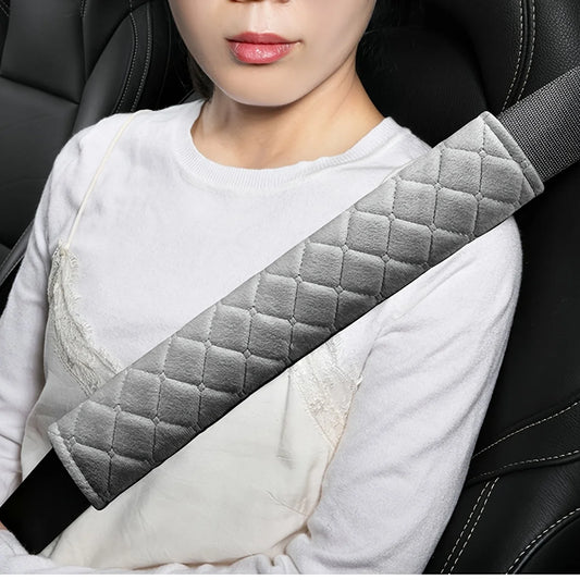 Comfortable and Adjustable Seat Belt Covers in Soft Velvet Fabric - Perfect for Car, Truck, SUV, Backpacks