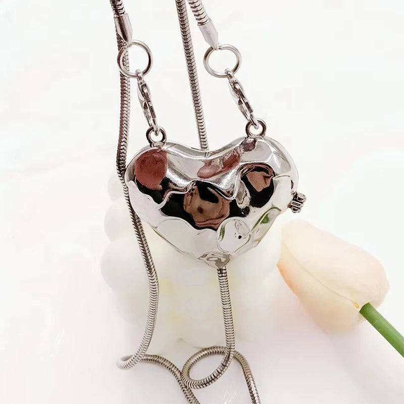 Metal Love Bag Mini Lipstick Bag Chain Crossbody Bag Shoulder Bag Handbag Purse Waist Bag Women Makeup Jewelry Bag