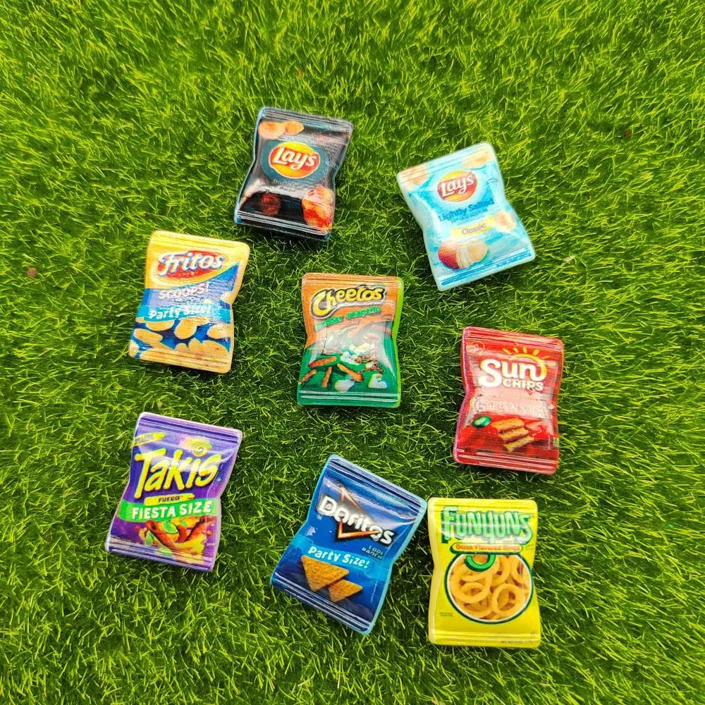 8pcs Assorted Resin Dollhouse Miniature Food Chips Snack Bag for Blyth ob11 Doll Accessories Toy