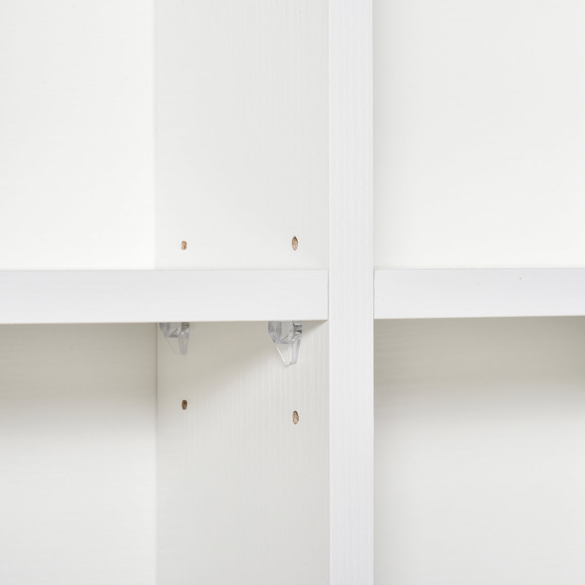 HOMCOM CD Storage Unit with Adjustable Shelves, 89 x 130.5 cm, White