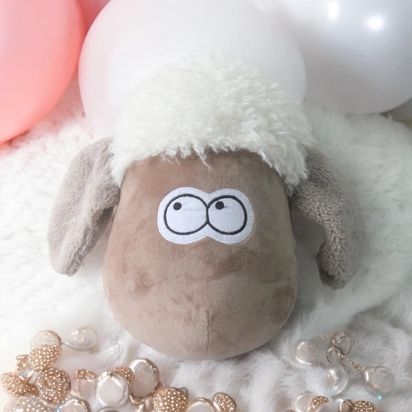 Plush Sheep Head Wall Decoration Ornament, Ideal 3D Toy Gift for Kids Room Decor
