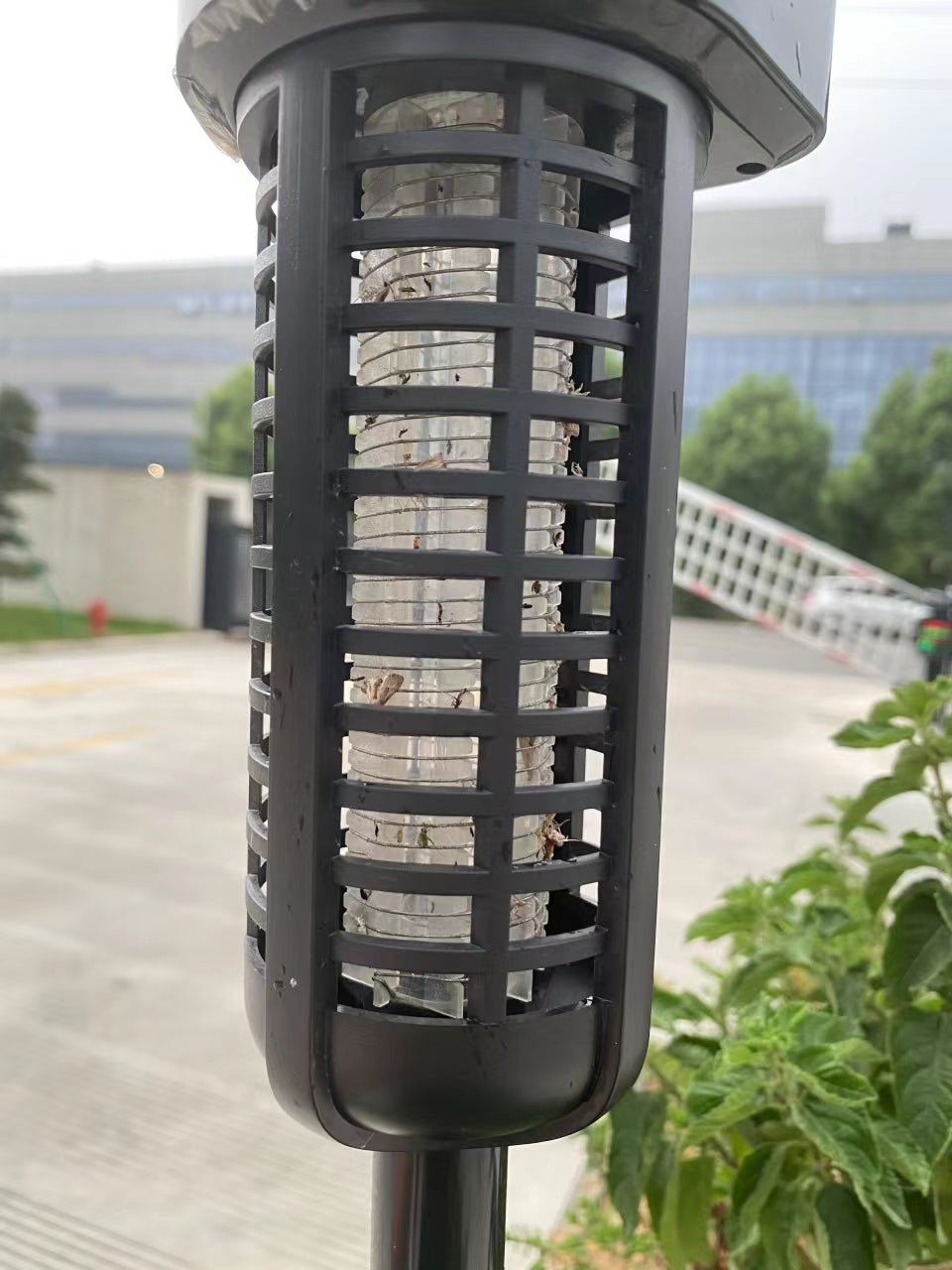 Outdoor Rechargeable Solar Insect Killer Lamp