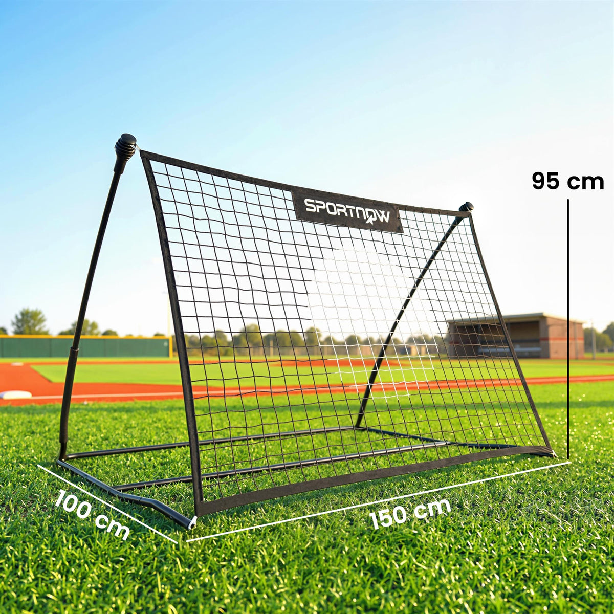 SPORTNOW Football Rebounder Net, Portable Kickback Football Rebounder Net with Carry Bag and Ground Stakes