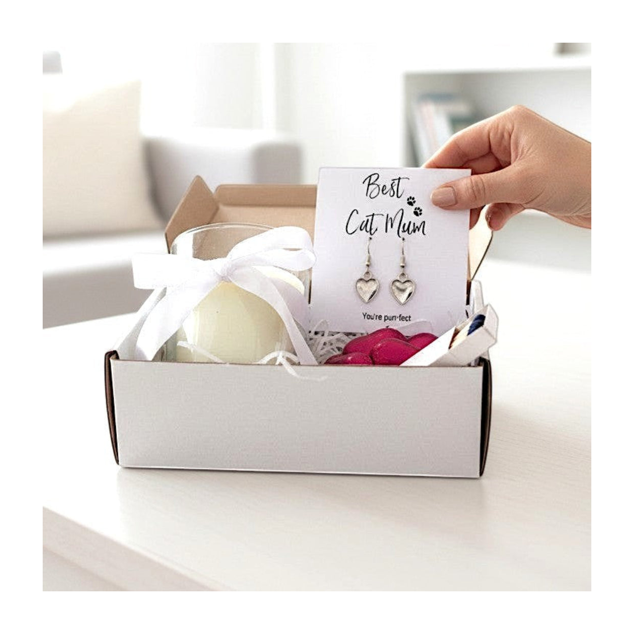 Small Best Cat Mum Gift Hamper Heart Earrings Chocolates & Candle