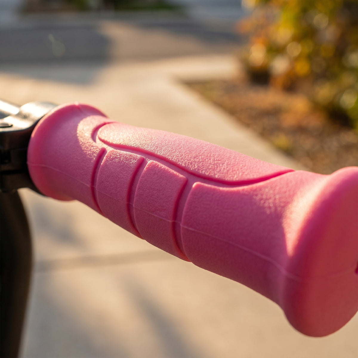 AIYAPLAY Electric Scooter for Kids Aged 6-14 Years, with Colourful Lights, Pink