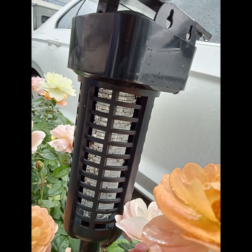 Outdoor Rechargeable Solar Insect Killer Lamp